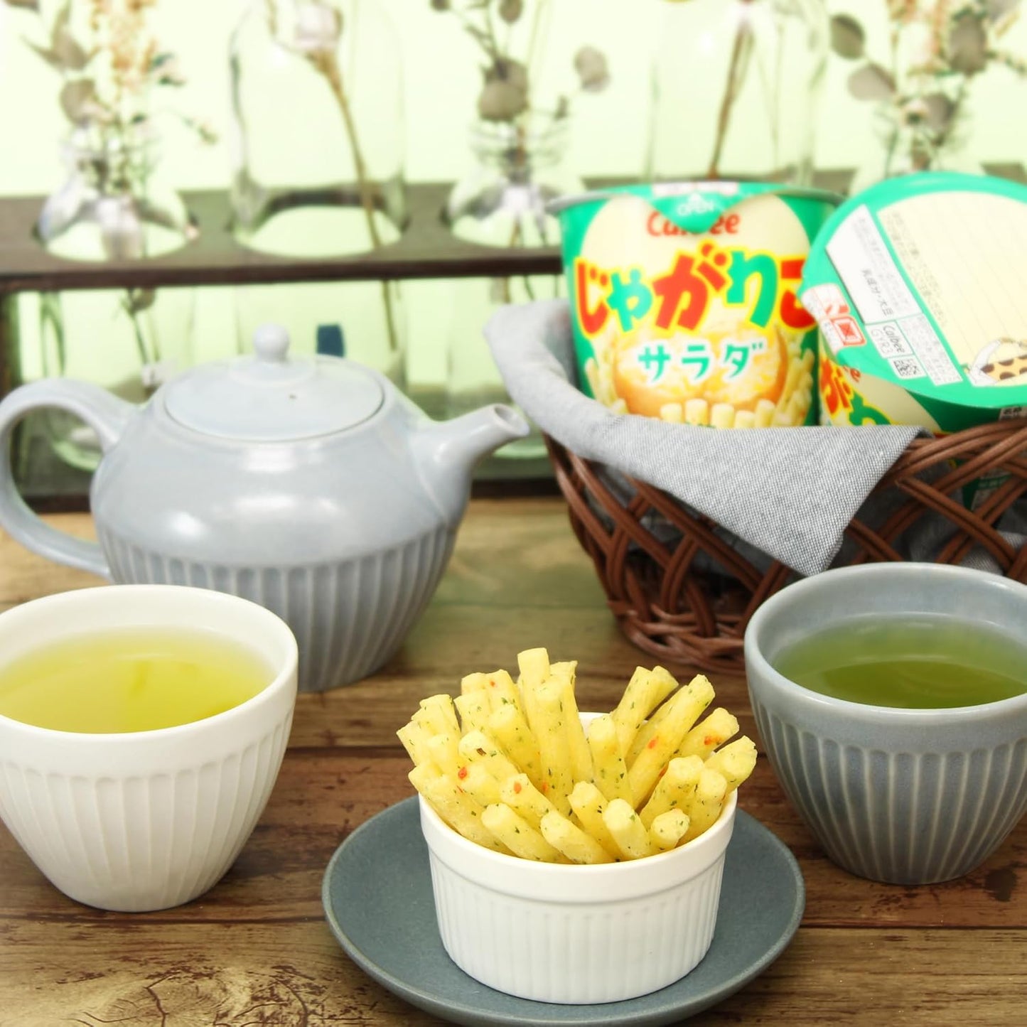 カルビー じゃがりこ サラダ 57g Calbee Jagarico Salad ポテトスティック スナック 日本 お菓子 カップスナック ポテト菓子